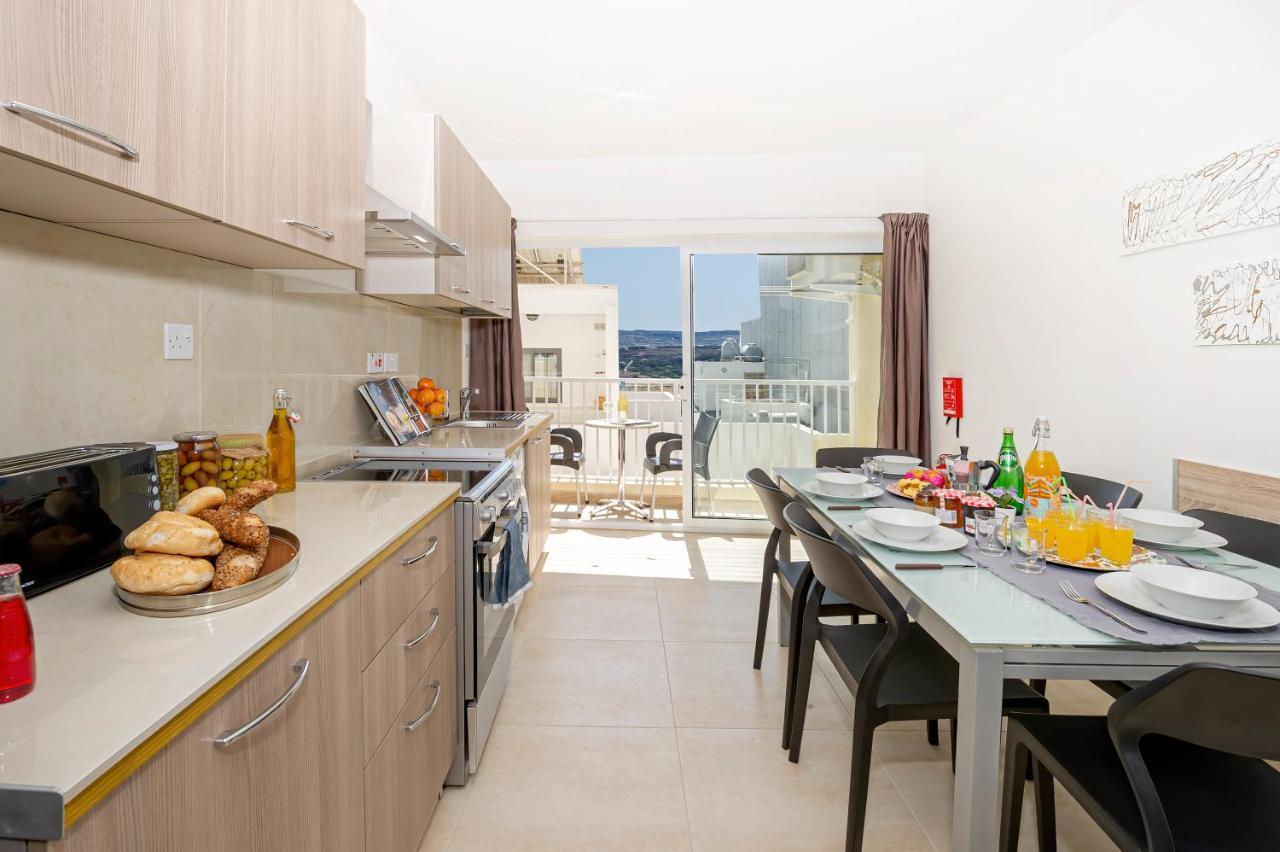 Summer Breeze Comfort Sunny Apartments Close To The Sandy Beaches - By Getawaysmalta Mellieħa Buitenkant foto