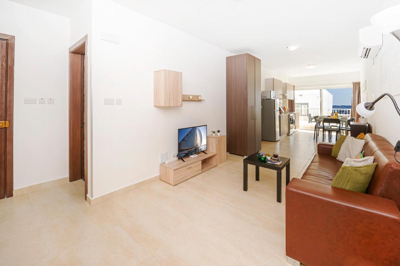Summer Breeze Comfort Sunny Apartments Close To The Sandy Beaches - By Getawaysmalta Mellieħa Buitenkant foto